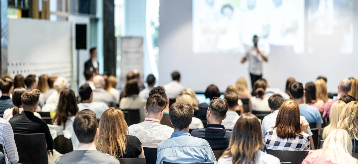 organizacja transportu na konferencje biznesową